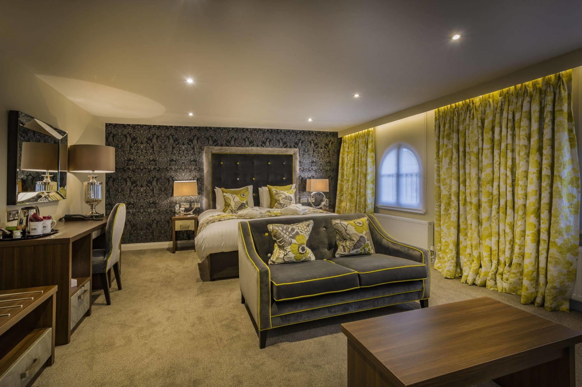 The Golden Lion Hotel, St Ives, Cambridgeshire St Ives  Kültér fotó