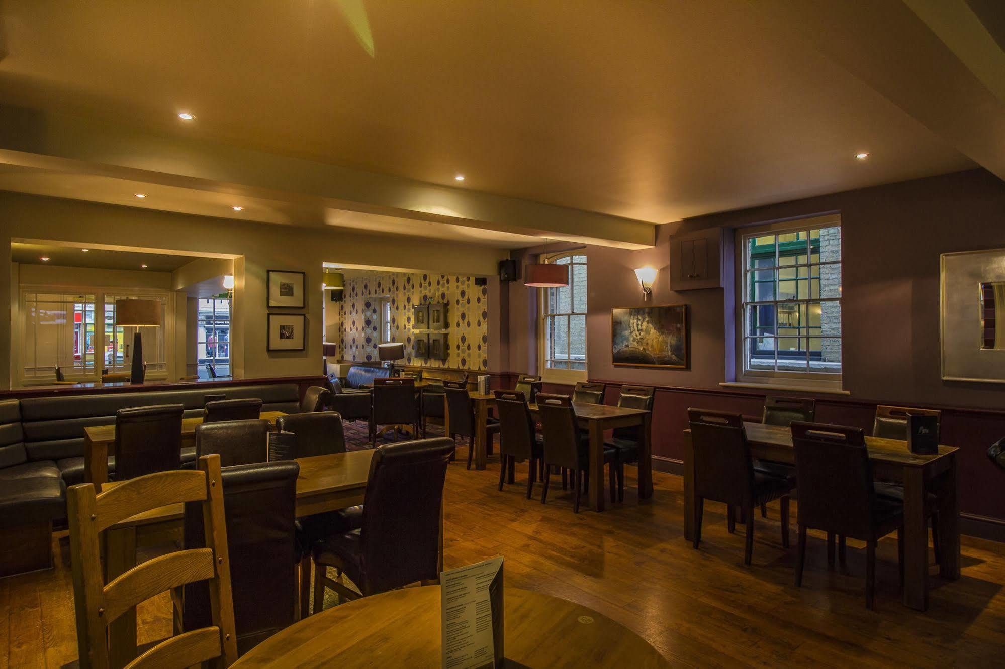 The Golden Lion Hotel, St Ives, Cambridgeshire St Ives  Kültér fotó
